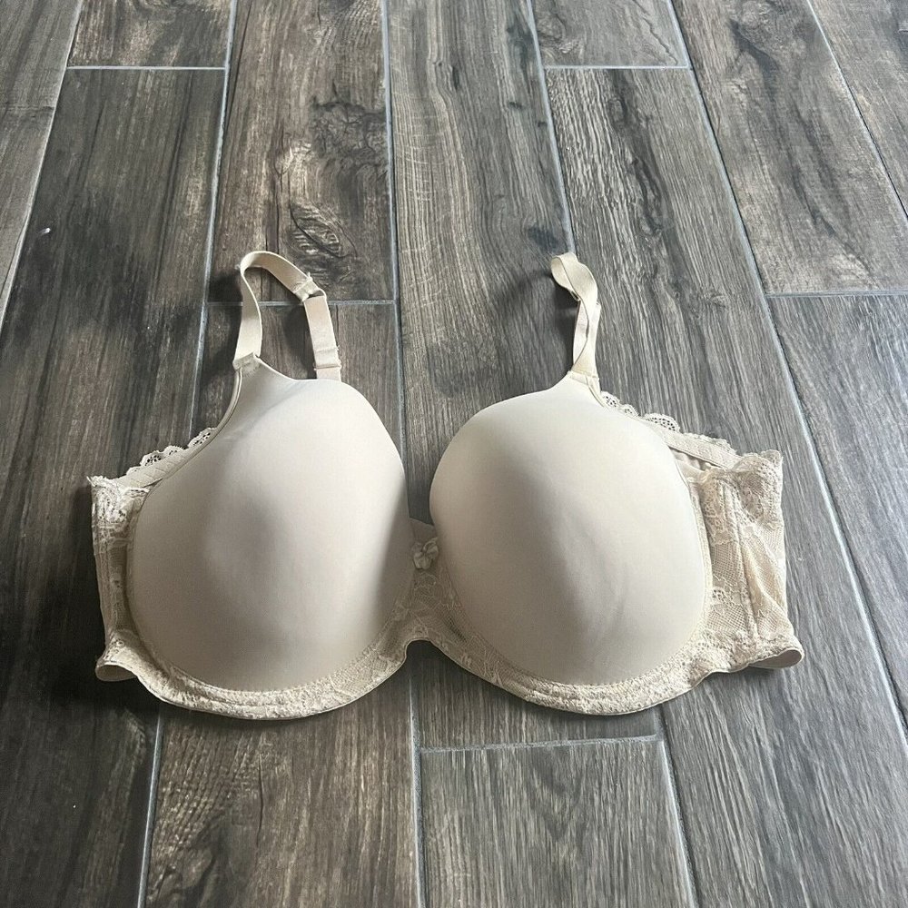 Avenue Body Tan Bra Size 42DDD Lace